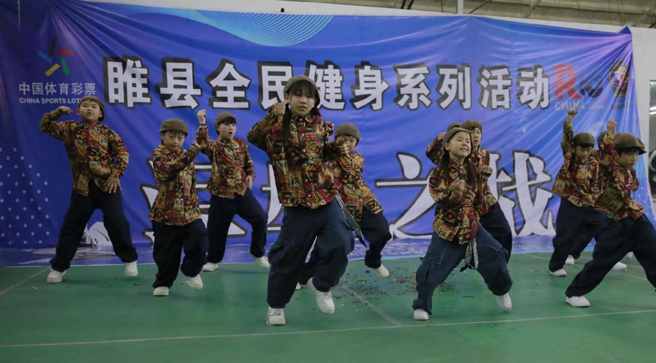 对越反击战我军牺牲的唯一女英雄，战友们称芭蕾舞女神，终年24岁